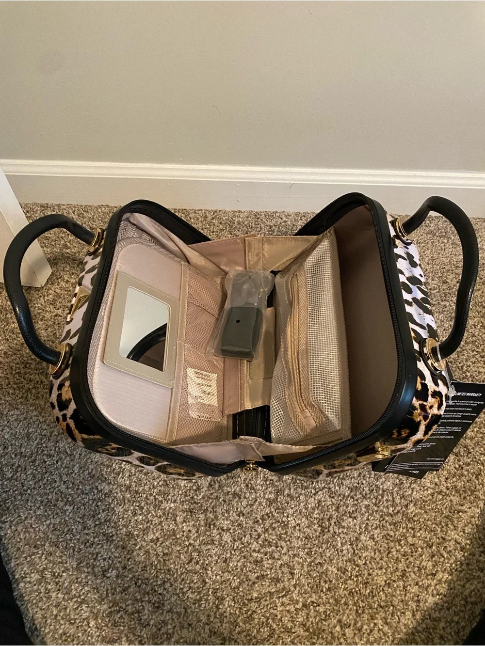 Triforce Elite Performance Travelware Leopard Print Makeup Bag / Suitcase NWT
